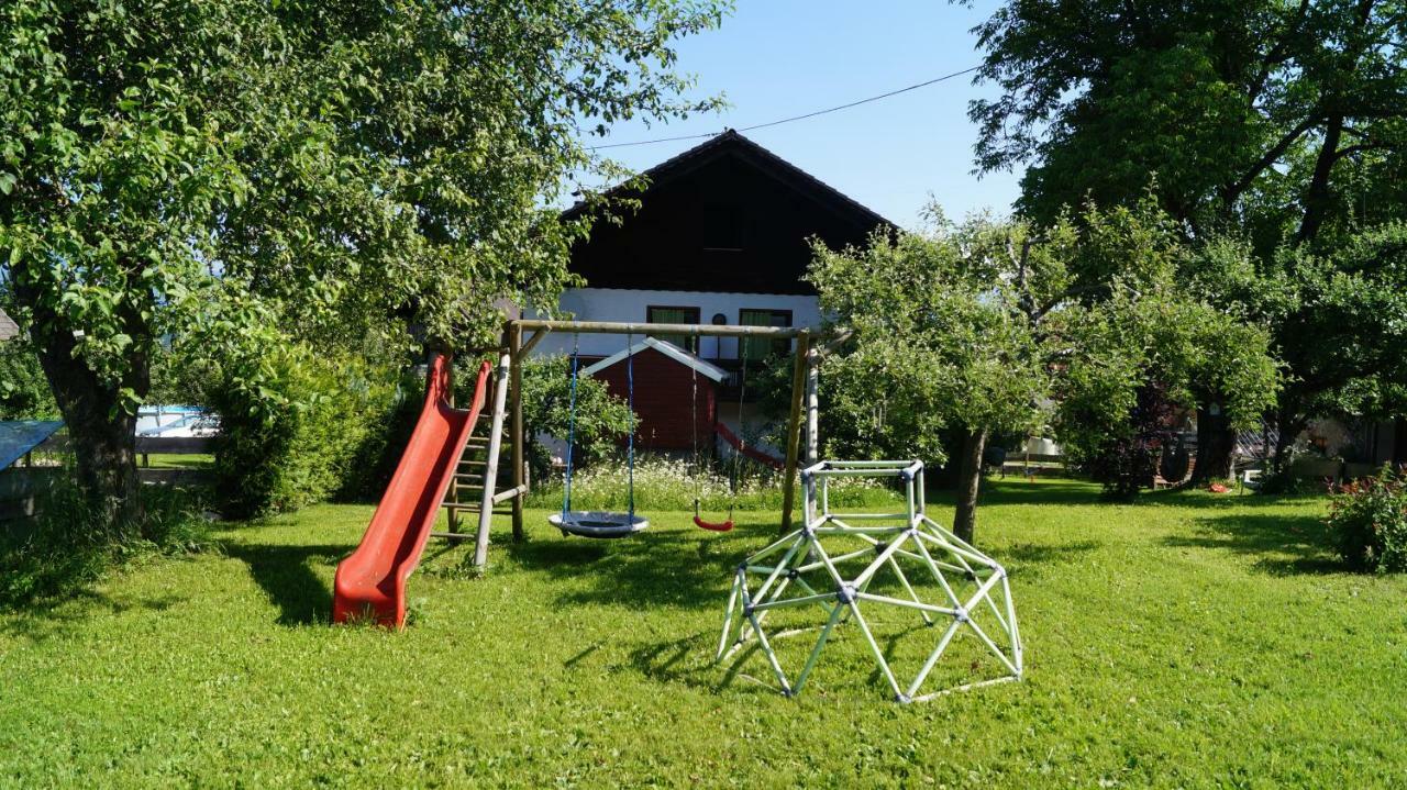 Ferienwohnung Auf Einem Richtigen Bauernhof Finkenstein am Faaker See Esterno foto